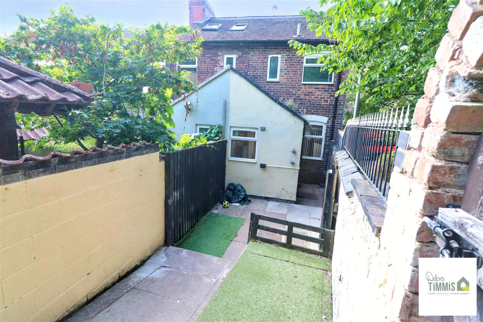 Leek Road, Hanley, Stoke-On-Trent